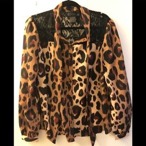 Kardashian Long Sleeve Dressy Leopard Print Blouse Size Large